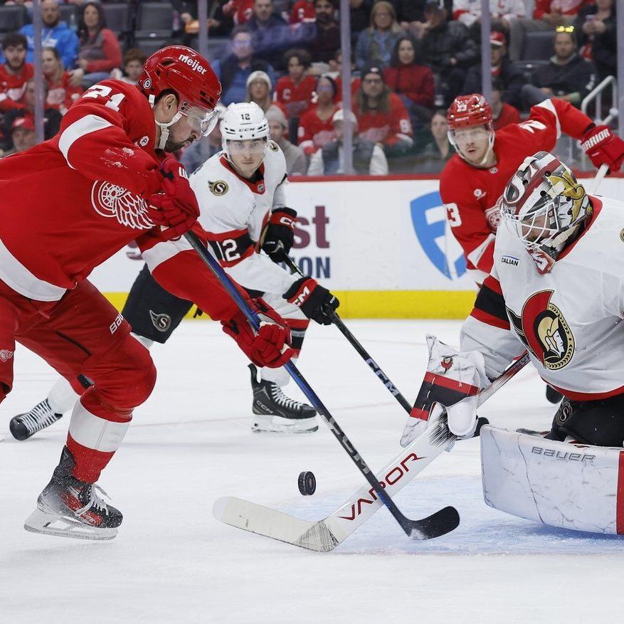 Senators hold on to beat Red Wings 4-3